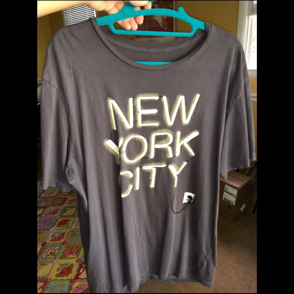 NYC Graphic Tee